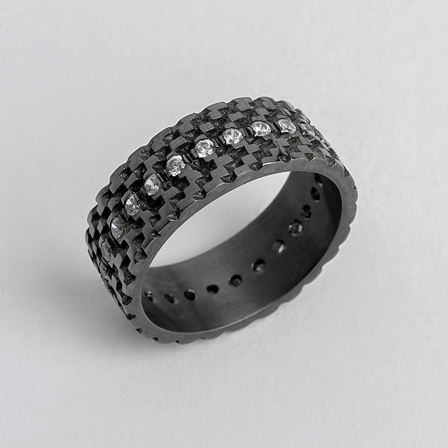 SPIKES RING