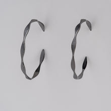 Upload an image to the Gallery viewer, OSCILLATION EARRINGS
